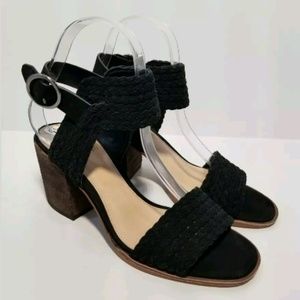 Vince Camuto Women's black  Kolema Heeled Sandal 6